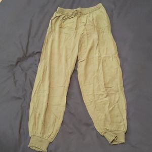 Army green drawstring joggers, size L